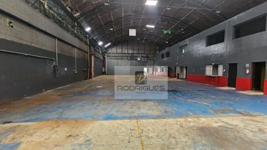 Galpão/Depósito/Armazém para alugar, 1000m² no Paulicéia, São Bernardo do Campo
