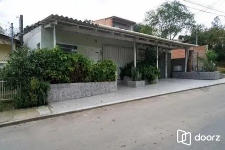 Casa com 3 Quartos à venda, 300m² no Vila Nova, Porto Alegre