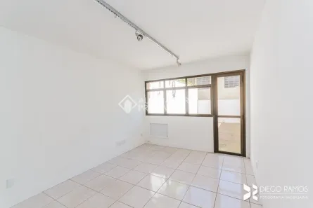 Sala Comercial para alugar, 24m² no Floresta, Porto Alegre