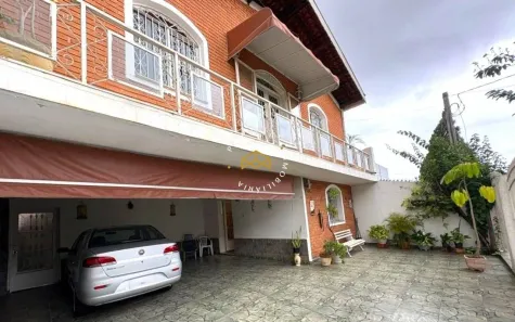 Casa com 3 Quartos para alugar, 250m² no Jardim Leonor, Campinas