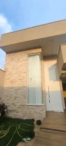Casa de Condomínio com 3 Quartos à venda, 200m² no Setor Três Marias I, Goiânia