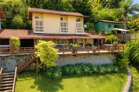 Casa de Condomínio com 3 Quartos à venda, 226m² no Mombaça, Angra dos Reis