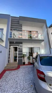 Casa com 3 Quartos para alugar, 137m² no Centro, Balneário Camboriú