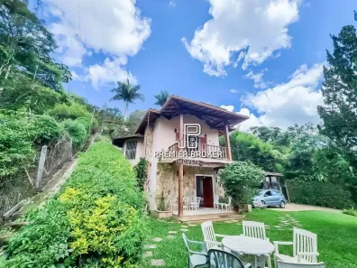 Casa com 4 Quartos à venda, 215m² no Albuquerque, Teresópolis