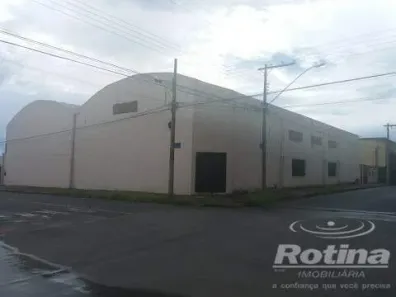 Galpão/Depósito/Armazém para alugar, 500m² no Tibery, Uberlândia