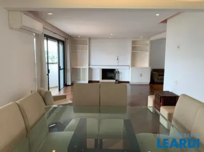 Apartamento com 3 Quartos à venda, 170m² no Pacaembu, São Paulo