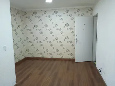 Apartamento com 2 Quartos para alugar, 42m² no Jardim São Miguel, Ferraz de Vasconcelos