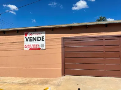 Casa com 3 Quartos à venda, 240m² no Garavelo Residencial Park, Aparecida de Goiânia