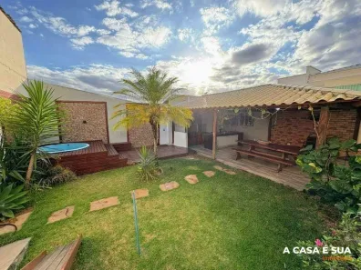 Casa com 4 Quartos à venda, 272m² no Filadélfia, Betim