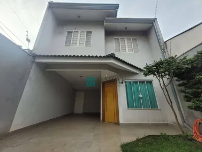 Sobrado com 3 Quartos à venda, 120m² no Jardim Monte Rei, Maringá
