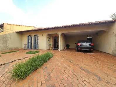 Casa com 2 Quartos à venda, 199m² no Jardim Bela Vista, Campo Grande