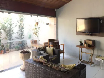Casa com 2 Quartos à venda, 130m² no Parque das Aroeiras, São José do Rio Preto