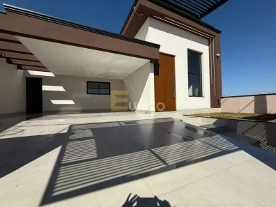 Casa com 3 Quartos à venda, 100m² no Vila Rio Branco, Jundiaí