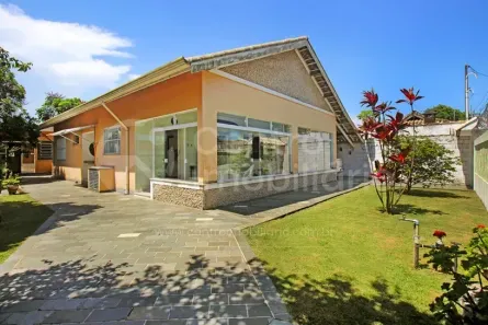 Casa com 3 Quartos à venda, 270m² no Centro, Peruíbe