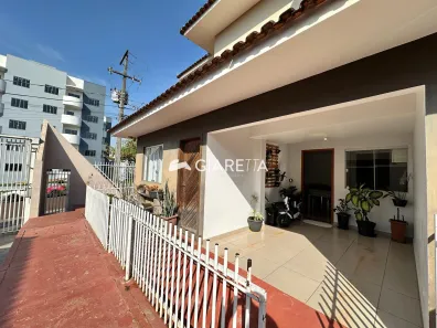 Sobrado com 2 Quartos à venda, 71m² no Centro, Toledo