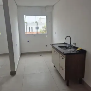 Casa com 2 Quartos para alugar, 47m² no Jardim Santa Mena, Guarulhos