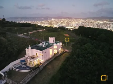Casa de Condomínio com 5 Quartos à venda, 1132m² no Roçado, São José