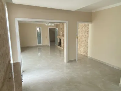 Casa com 2 Quartos à venda, 240m² no Floresta, Joinville