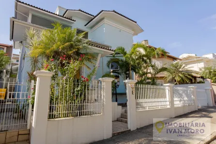 Casa com 5 Quartos à venda, 284m² no João Paulo, Florianópolis