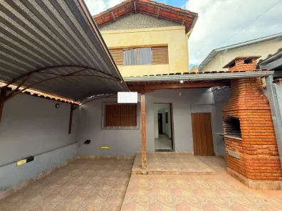 Casa com 2 Quartos à venda, 150m² no Santa Efigênia, Belo Horizonte