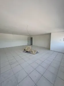 Ponto Comercial para alugar, 60m² no Altos de Jordanésia (Jordanésia), Cajamar