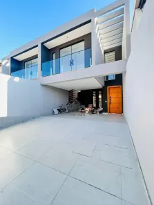 Casa com 3 Quartos à venda, 180m² no Lúcio de Abreu, Contagem