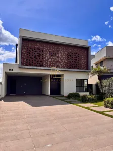 Casa de Condomínio com 4 Quartos à venda, 255m² no Suru, Santana de Parnaíba