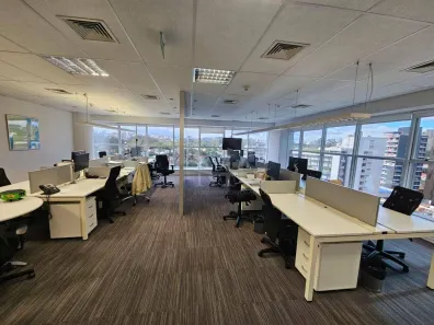 Sala Comercial para alugar, 200m² no Vila Nova Conceição, São Paulo