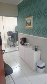 Sala Comercial à venda, 30m² no Centro, Taubaté