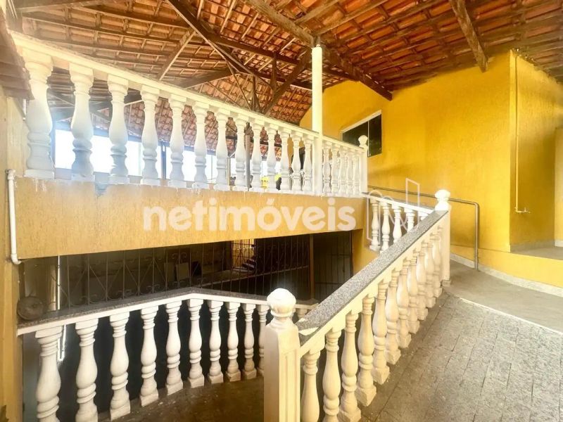 Casa com 4 quartos — Santa Efigênia, Belo Horizonte