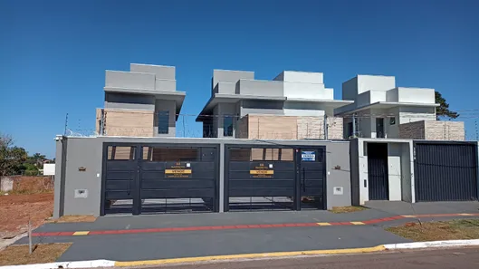 Sobrado com 3 Quartos à venda, 135m² no Jardim Montevidéu, Campo Grande