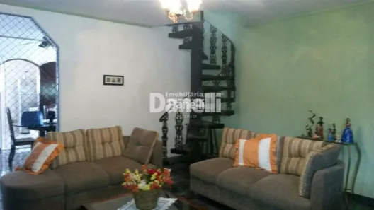 Casa com 4 Quartos à venda, 143m² no Jardim Gurilândia, Taubaté