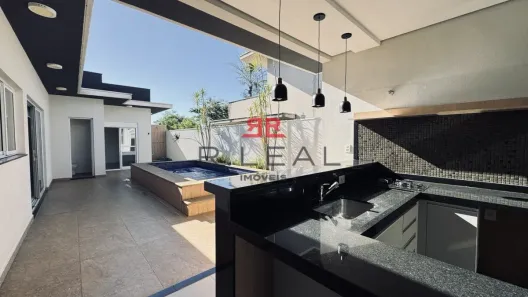 Casa de Condomínio com 3 Quartos à venda, 250m² no Vila Serrão, Bauru