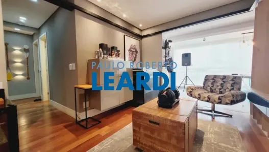 Apartamento com 3 Quartos à venda, 127m² no Vila Gomes Cardim, São Paulo