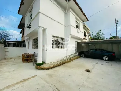 Casa com 3 Quartos para alugar, 134m² no Aparecida, Santos