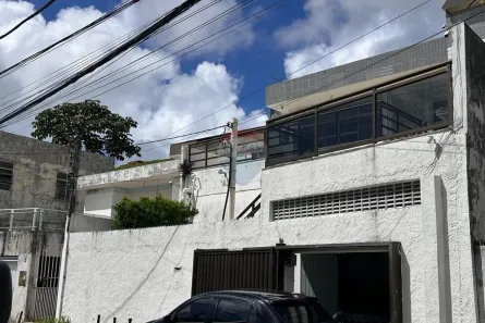 Casa com 4 Quartos para alugar, 333m² no Brotas, Salvador