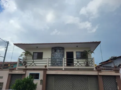 Sobrado com 3 Quartos à venda, 250m² no Vila Nossa Senhora D'Abadia, Anápolis
