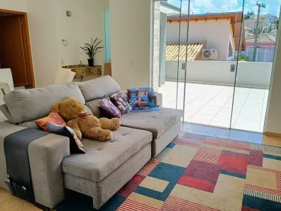 Casa de Condomínio com 3 Quartos à venda, 200m² no Parque das Laranjeiras, Itatiba
