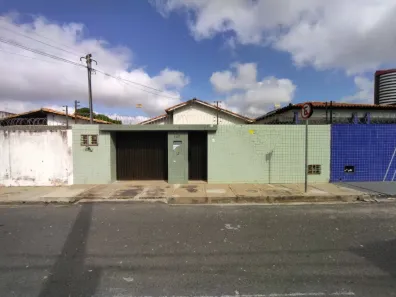 Imóvel Comercial com 3 Quartos à venda, 160m² no Jóquei, Teresina