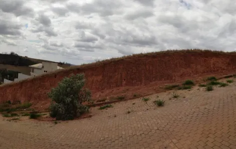 Lote/Terreno à venda, 450m² no Paraíso, Ponte Nova