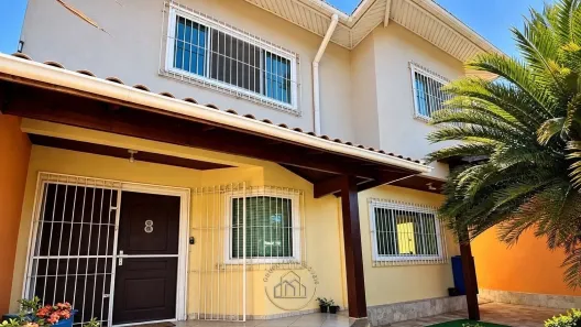 Casa com 4 Quartos à venda, 240m² no Lagoa, Macaé