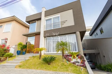 Casa com 5 Quartos à venda, 385m² no Butiatuvinha, Curitiba