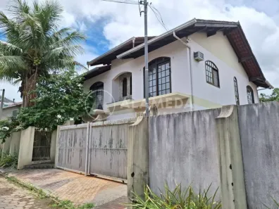 Casa com 3 Quartos à venda, 246m² no Velha, Blumenau