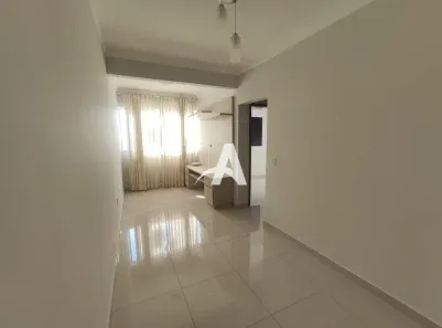 Apartamento com 2 Quartos para alugar, 60m² no Segismundo Pereira, Uberlândia