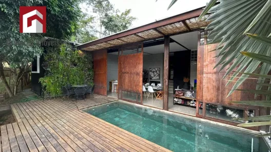 Casa de Condomínio com 3 Quartos à venda, 150m² no Nogueira, Petrópolis