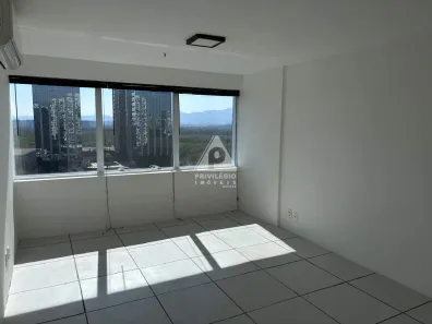 Sala Comercial à venda, 32m² no Barra da Tijuca, Rio de Janeiro