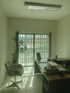 Prédio Comercial à venda, 280m² no São Geraldo, Porto Alegre