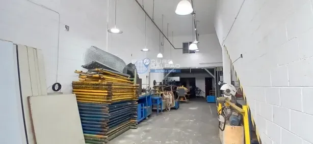 Galpão/Depósito/Armazém para alugar, 125m² no Parque Erasmo Assunção, Santo André