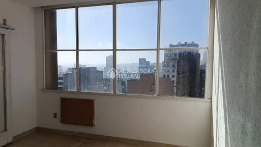 Sala Comercial à venda, 40m² no Centro Histórico, Porto Alegre