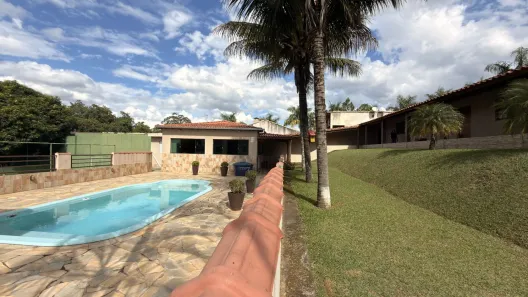 Fazenda/Sítio com 3 Quartos à venda, 410m² no Parque Agrinco, Guararema